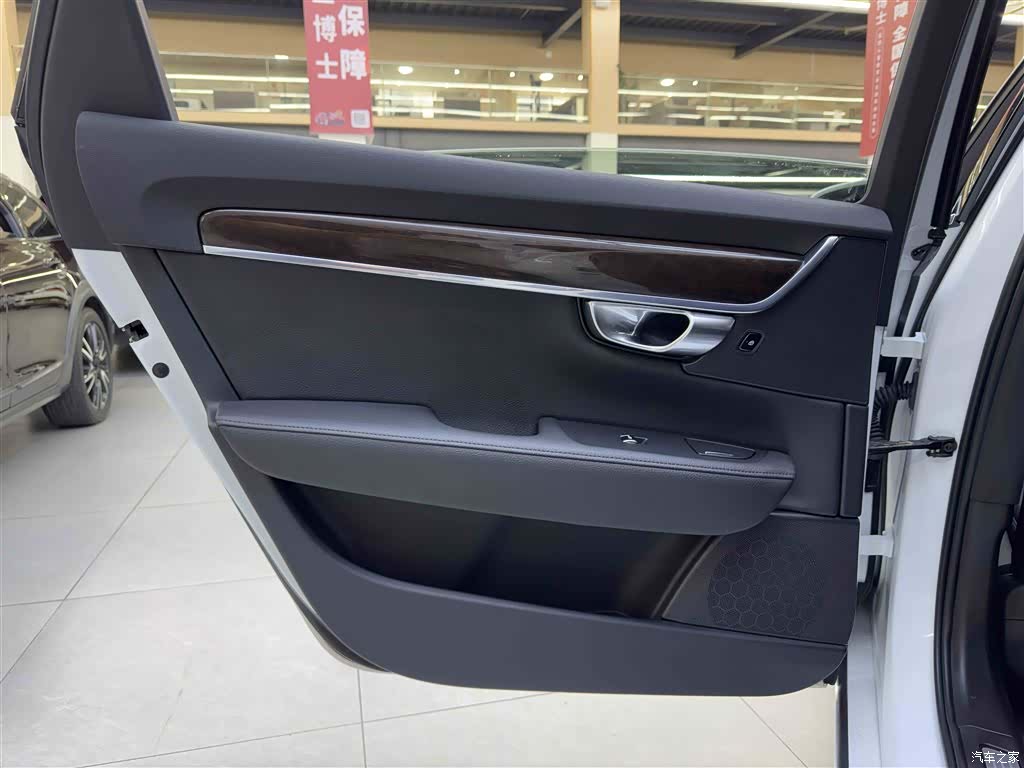 Volvo S90, 2017 14