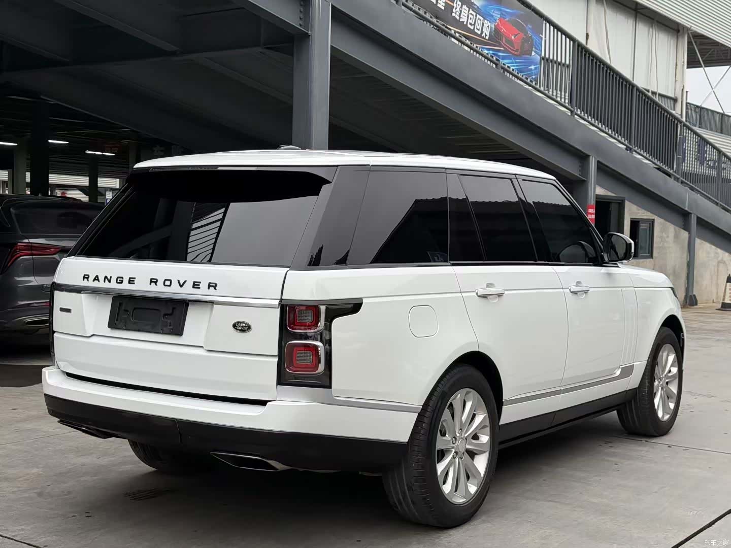 Land Rover Range Rover, 2013 9