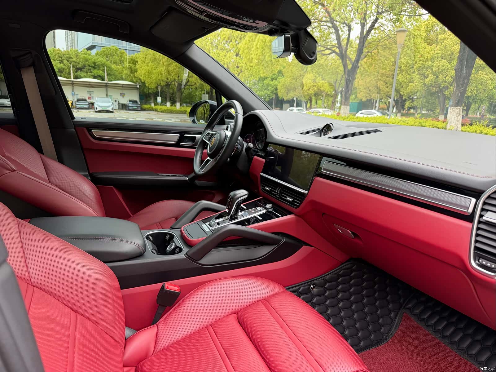 Porsche Cayenne, 2022 7