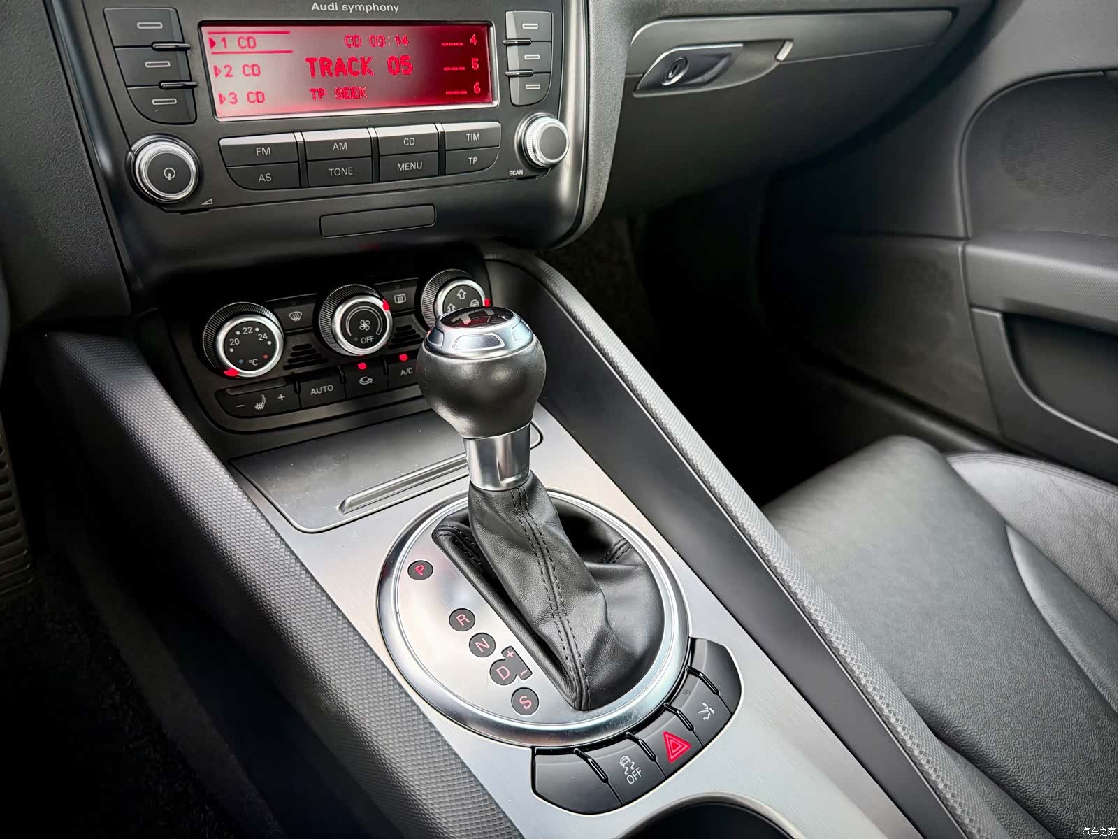 Audi TT, 2014 16