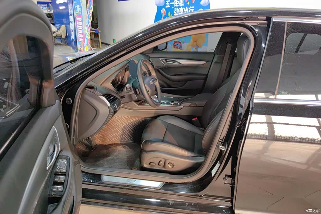 Cadillac CT5, 2023 9