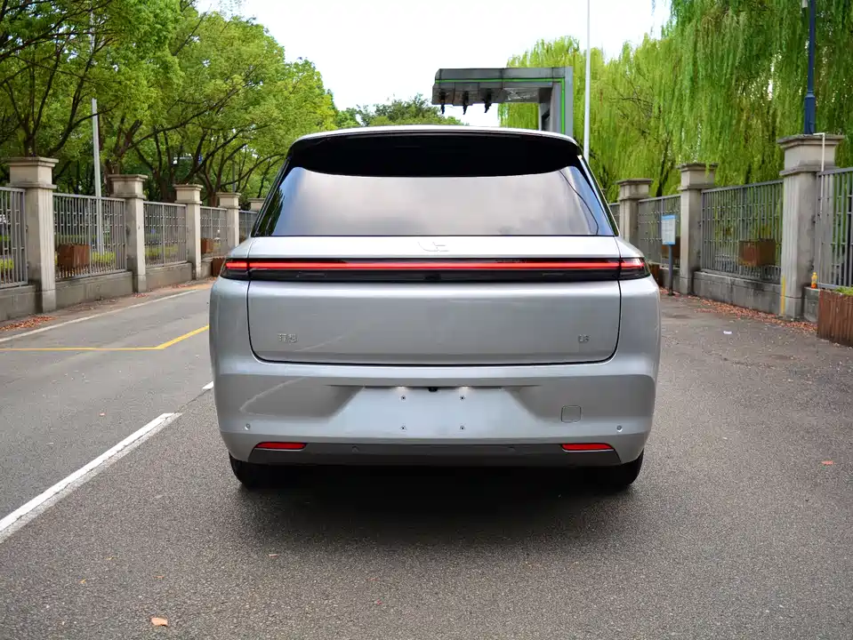 Li Auto Ideal L8