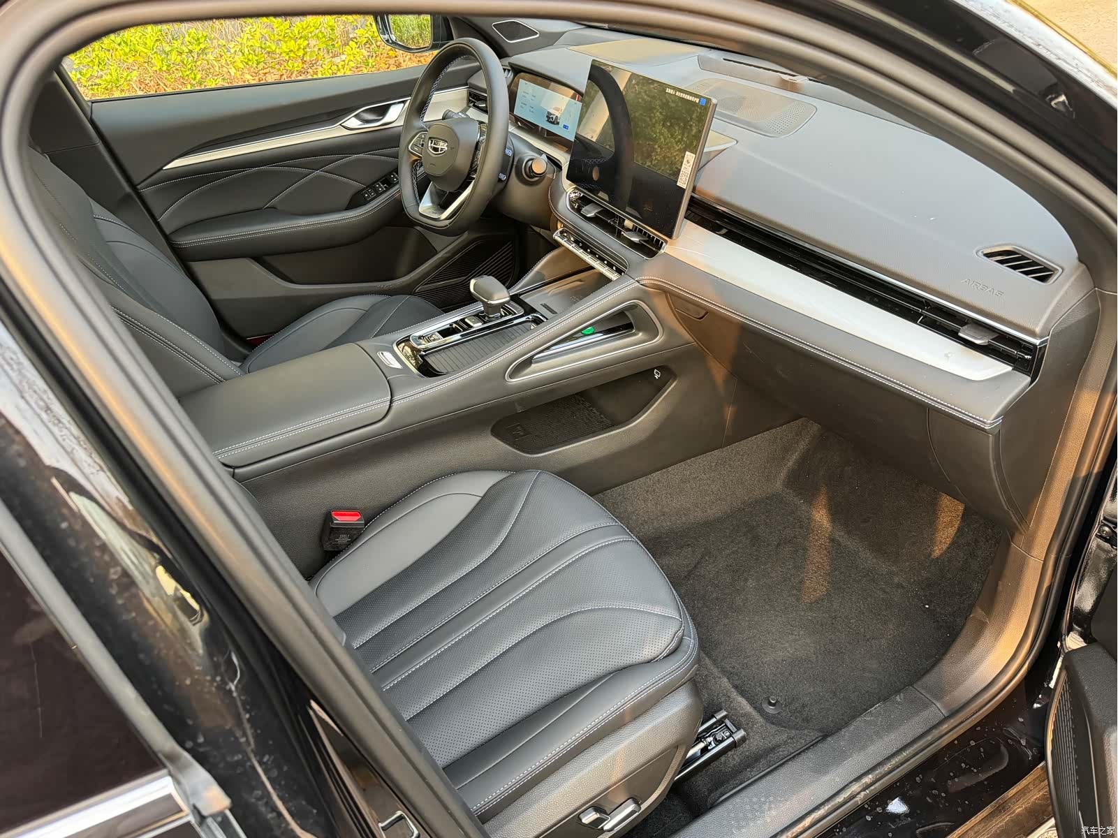 Geely Preface, 2025 11