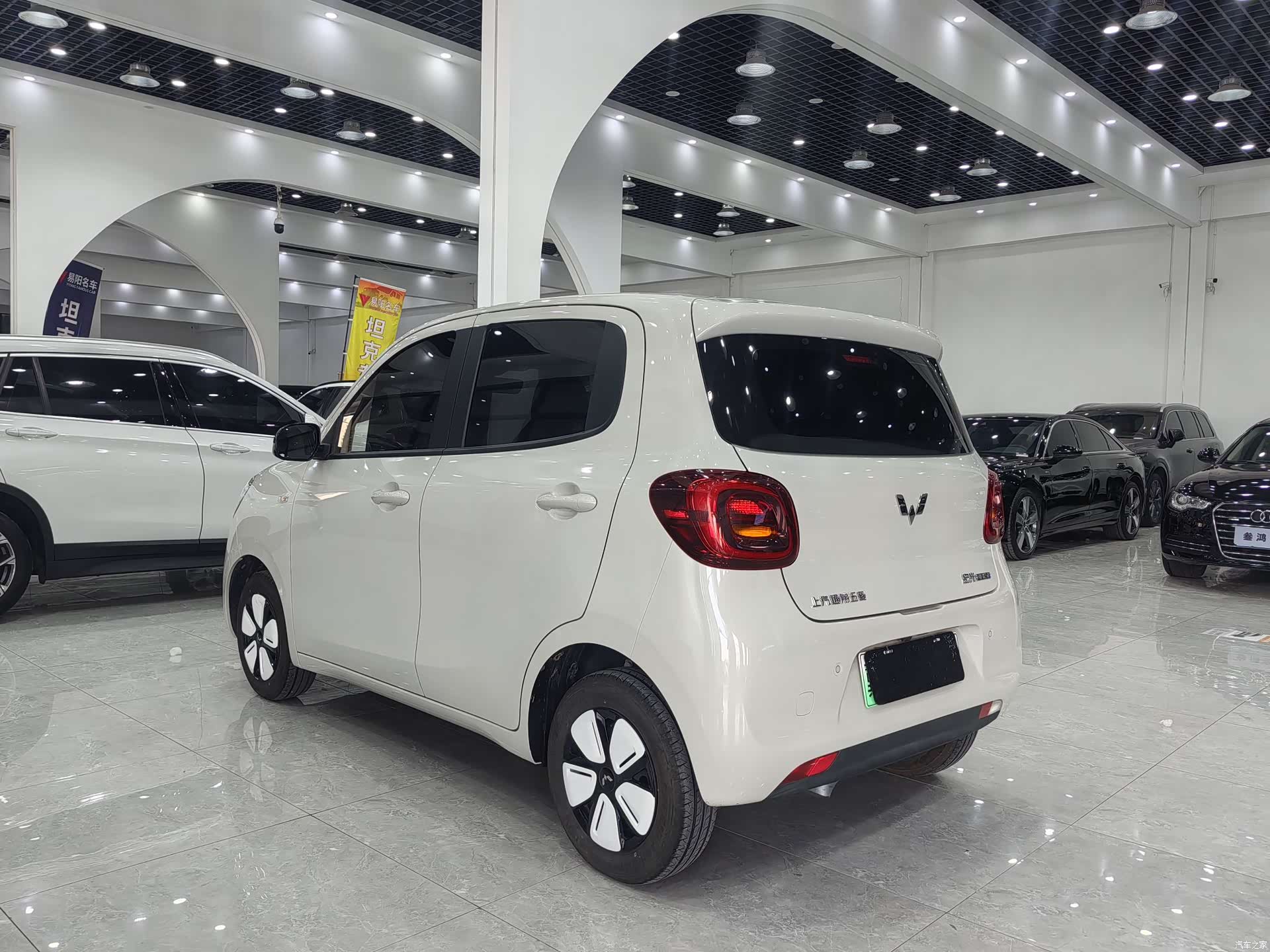 Wuling MINIEV, 2025 9