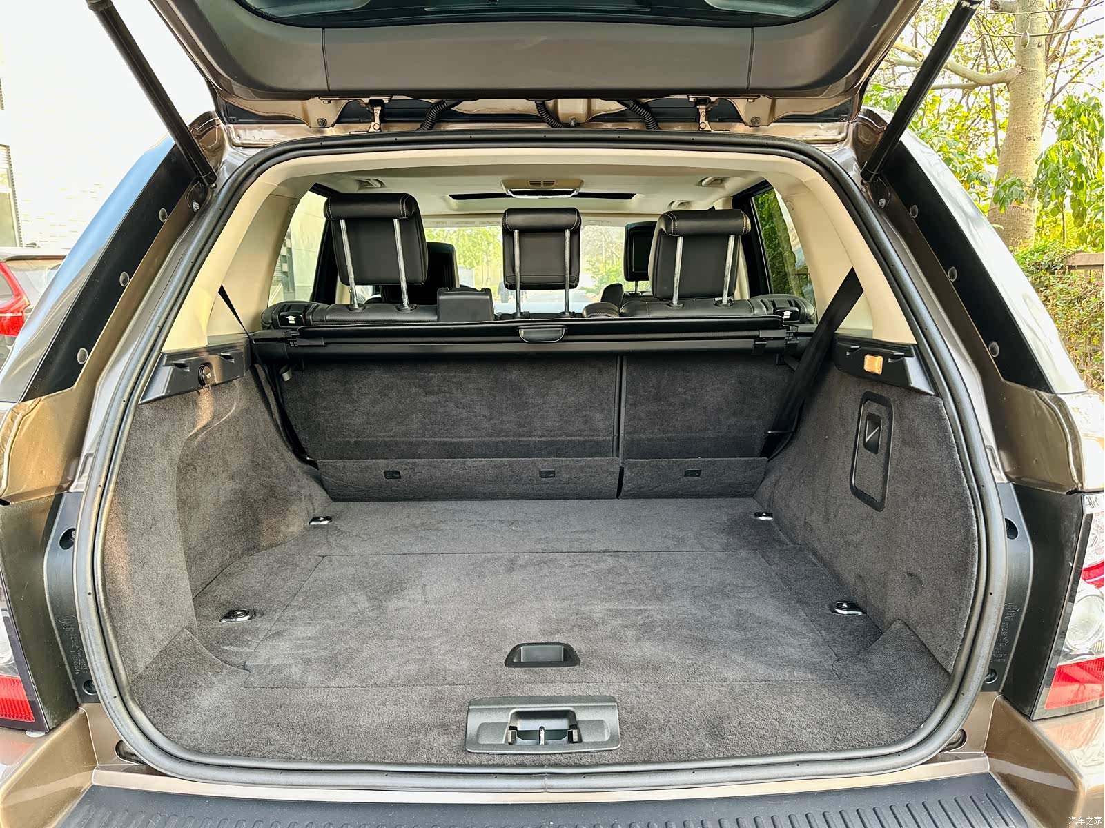 Land Rover Range Rover, 2012 9