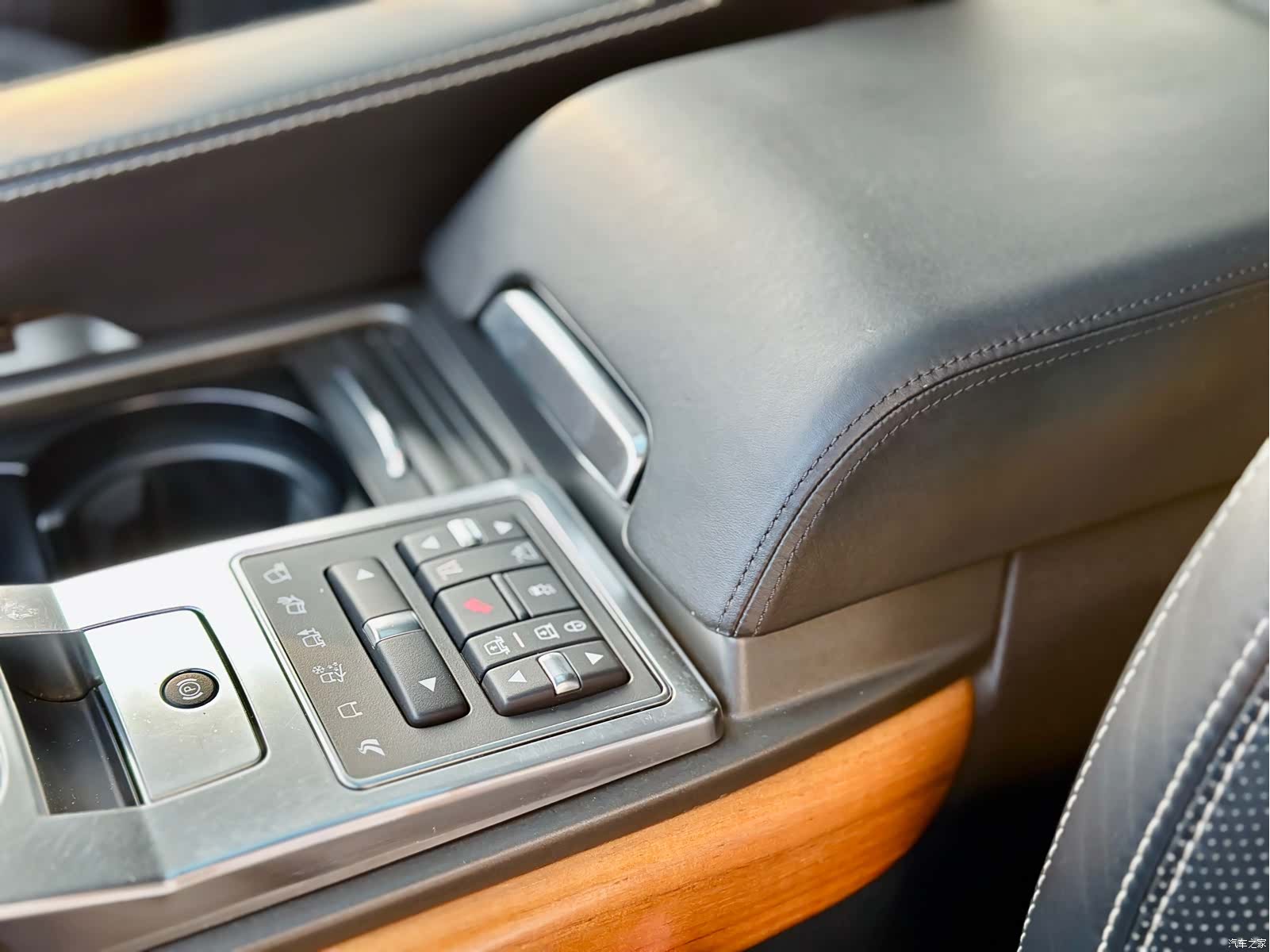 Land Rover Range Rover, 2012 31