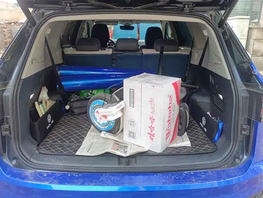 Volkswagen ID.6 CROZZ