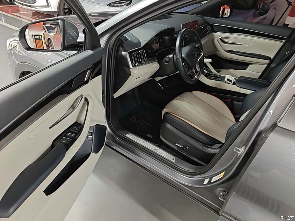 BYD Song, 2022 16