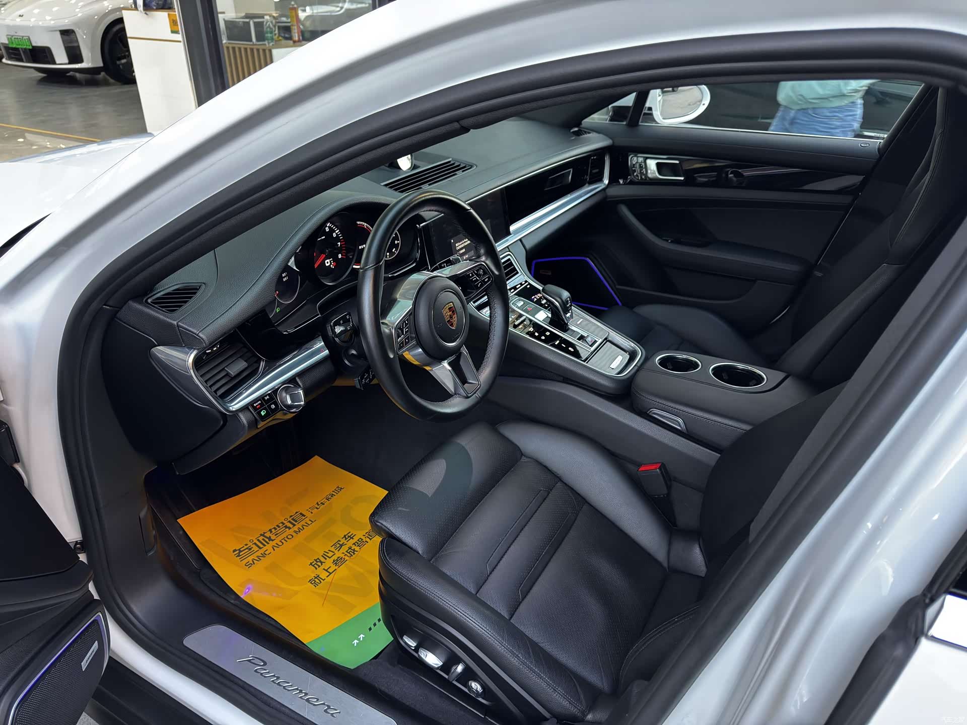 Porsche Panamera, 2018 9