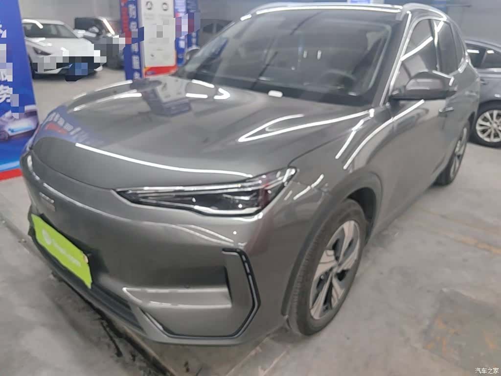 Geely Galaxy E5, 2025 2