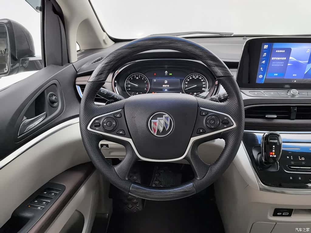 Buick GL8, 2022 11