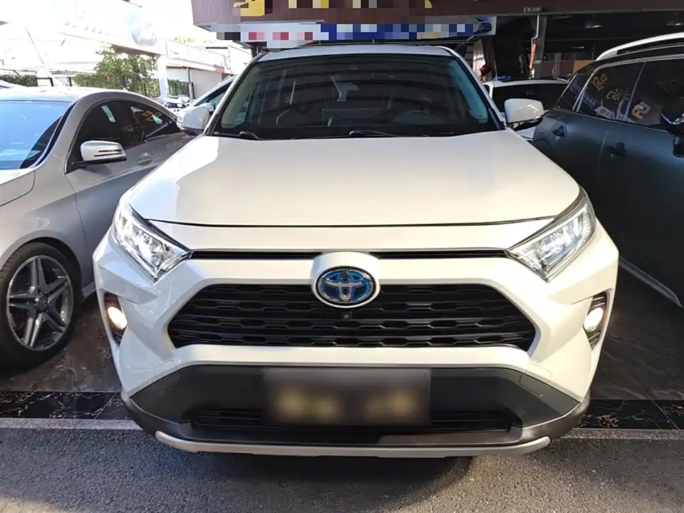 Toyota RAV4 Rongfang