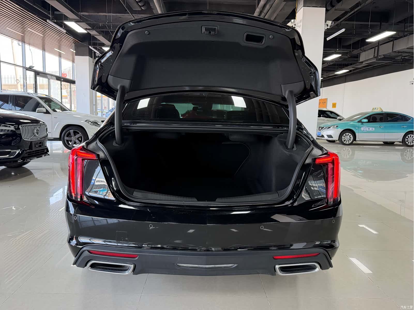 Cadillac CT5, 2023 15