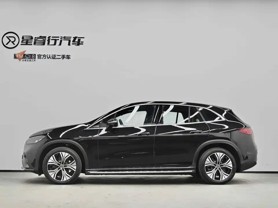 Mercedes-Benz EQE SUV