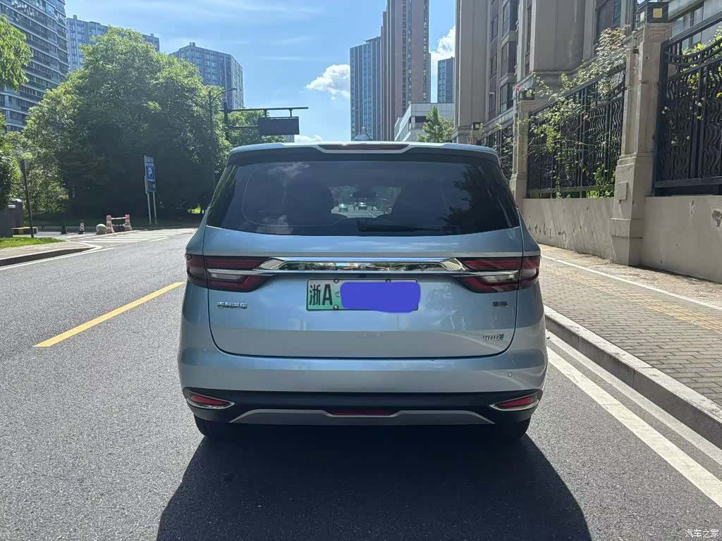 Geely Jiaji, 2021 3