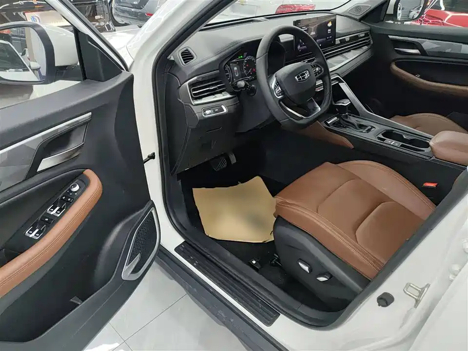 Geely Vision X6