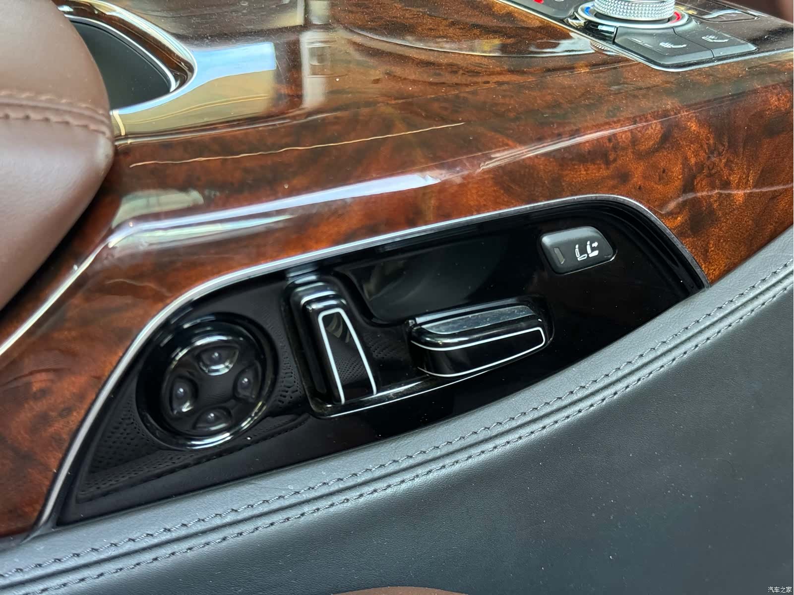 Audi A8L, 2014 27
