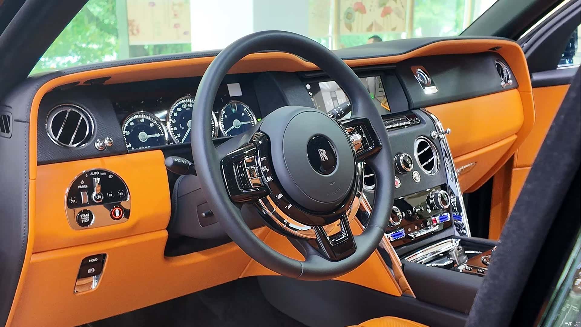 Rolls-Royce Cullinan, 2024 6