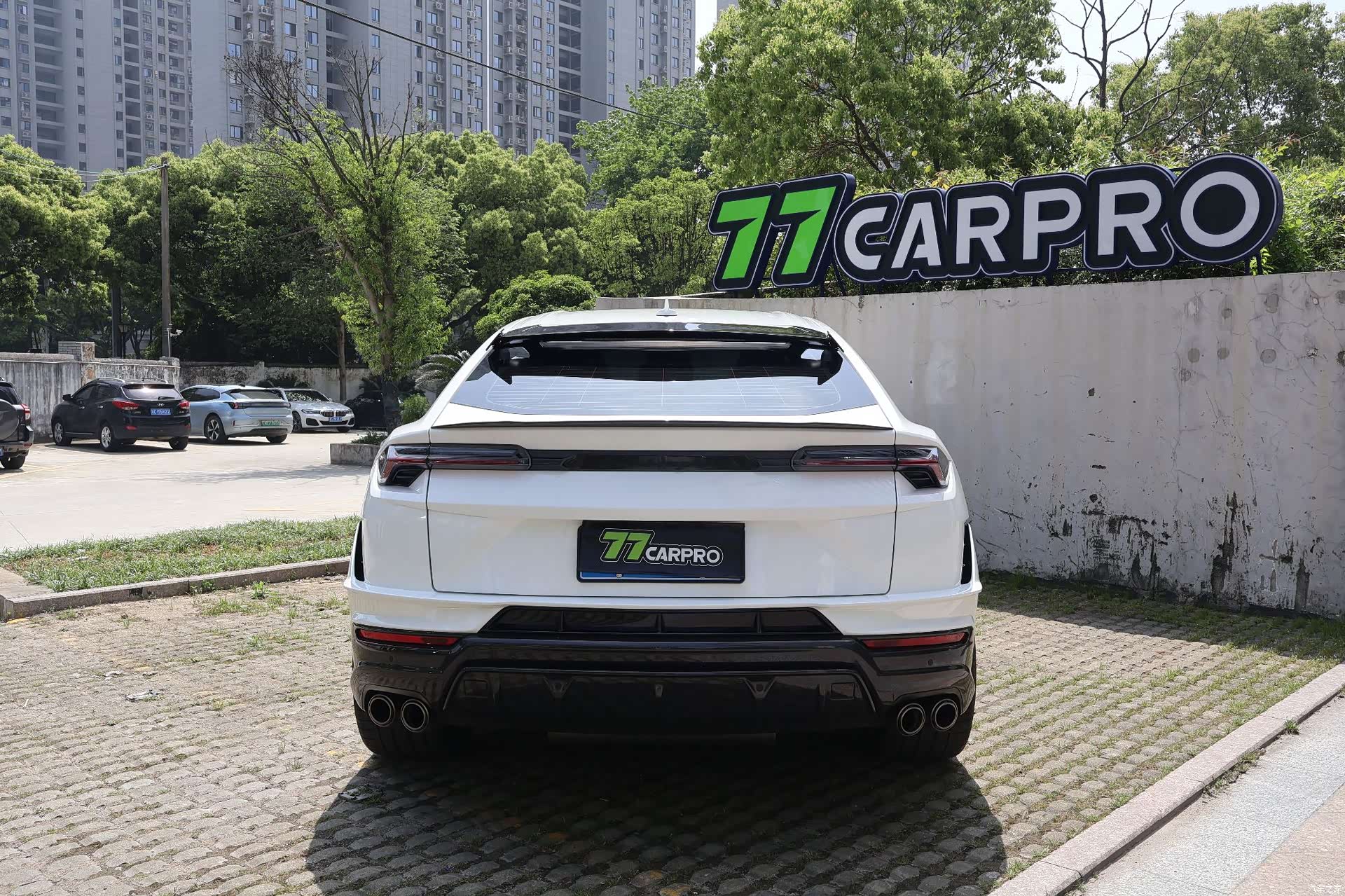 Lamborghini Urus, 2023 10