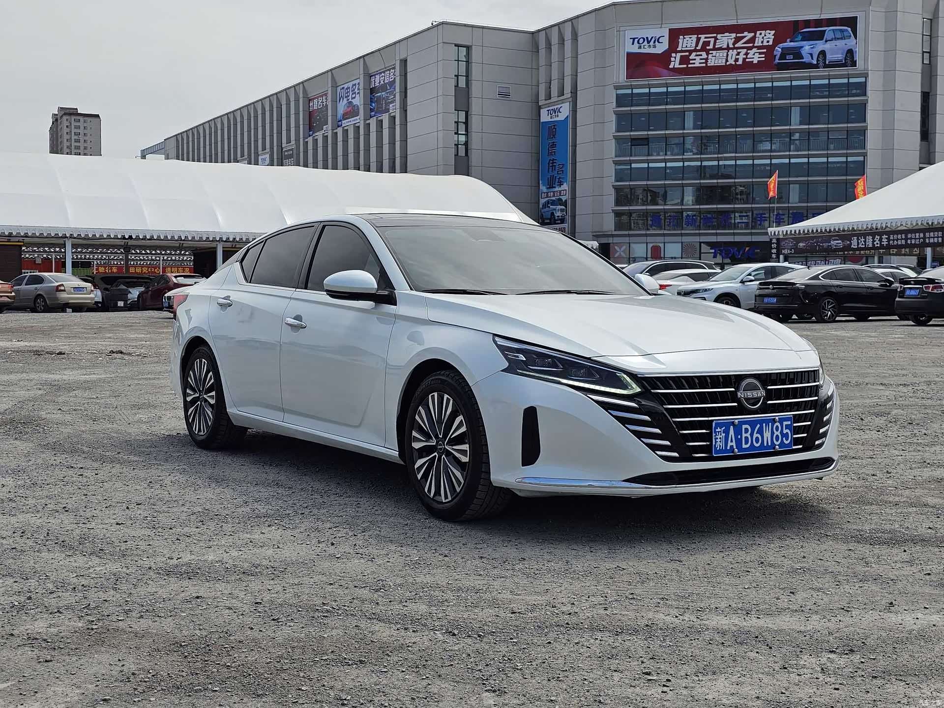 Nissan Teana, 2023 3