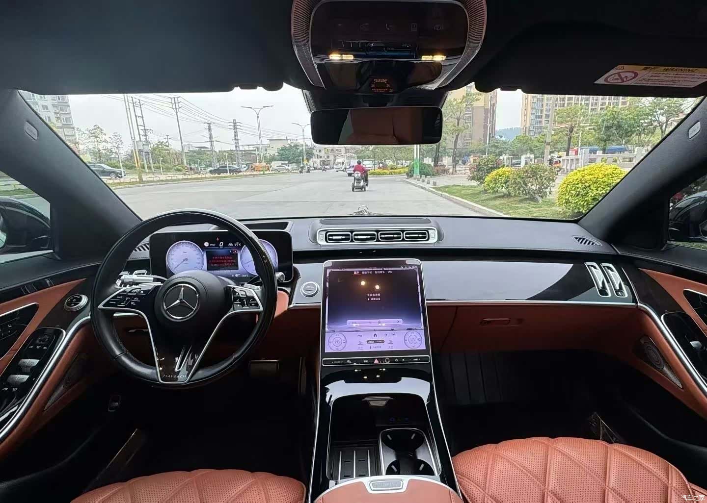 Maybach S-Class, 2024 4