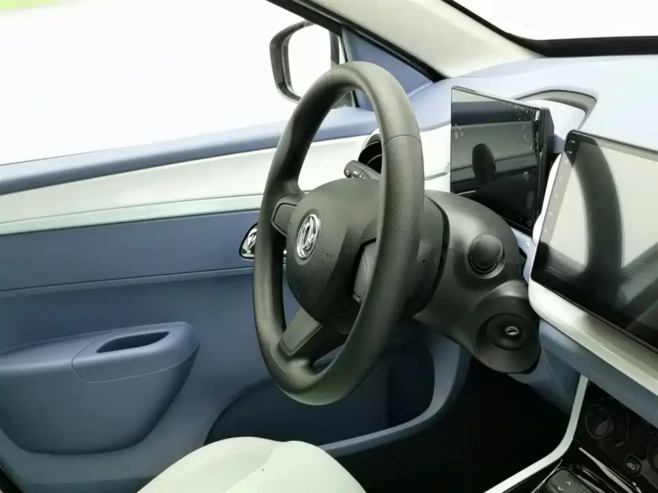 Dongfeng Nammi Nano BOX