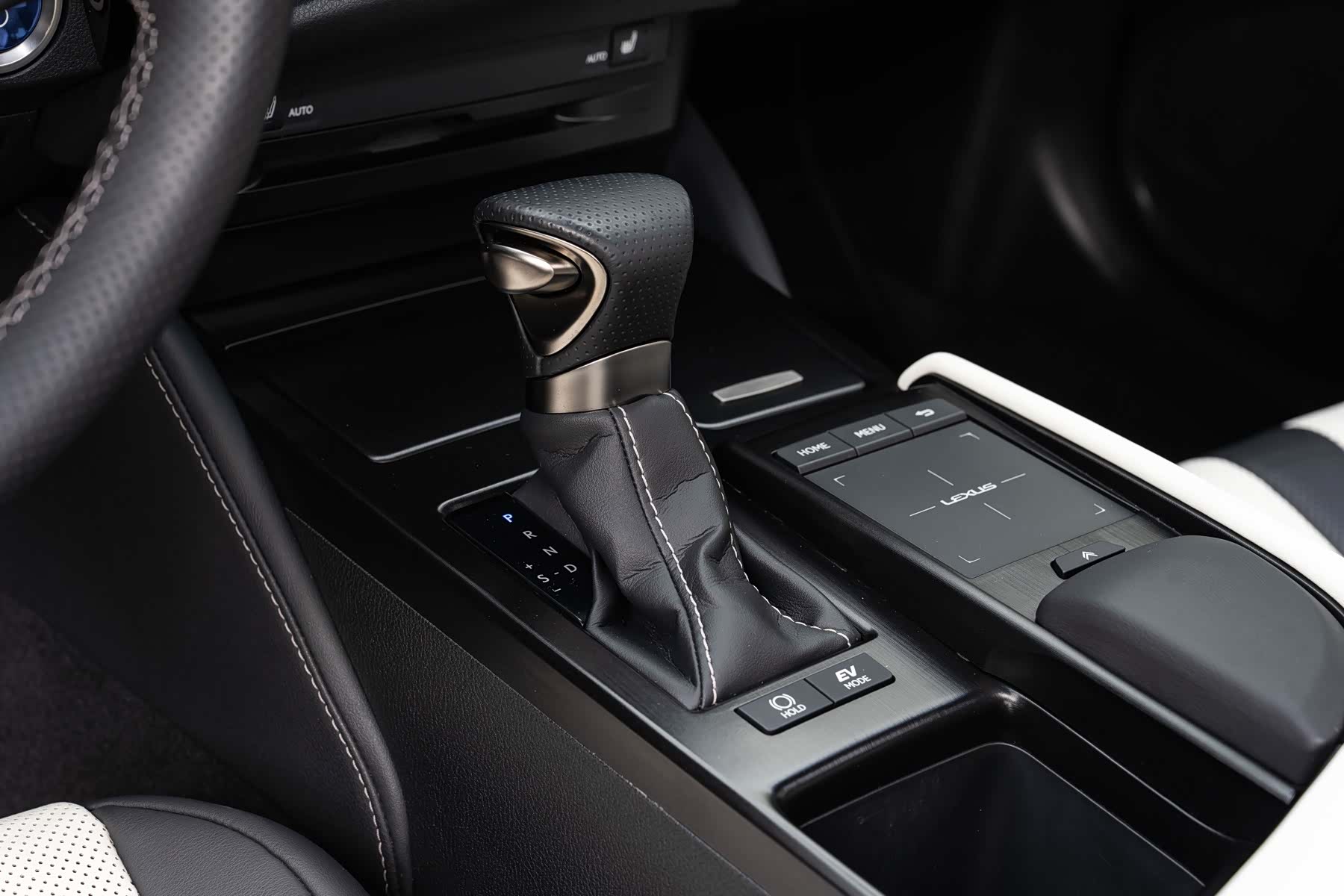 Lexus ES, 2021 14