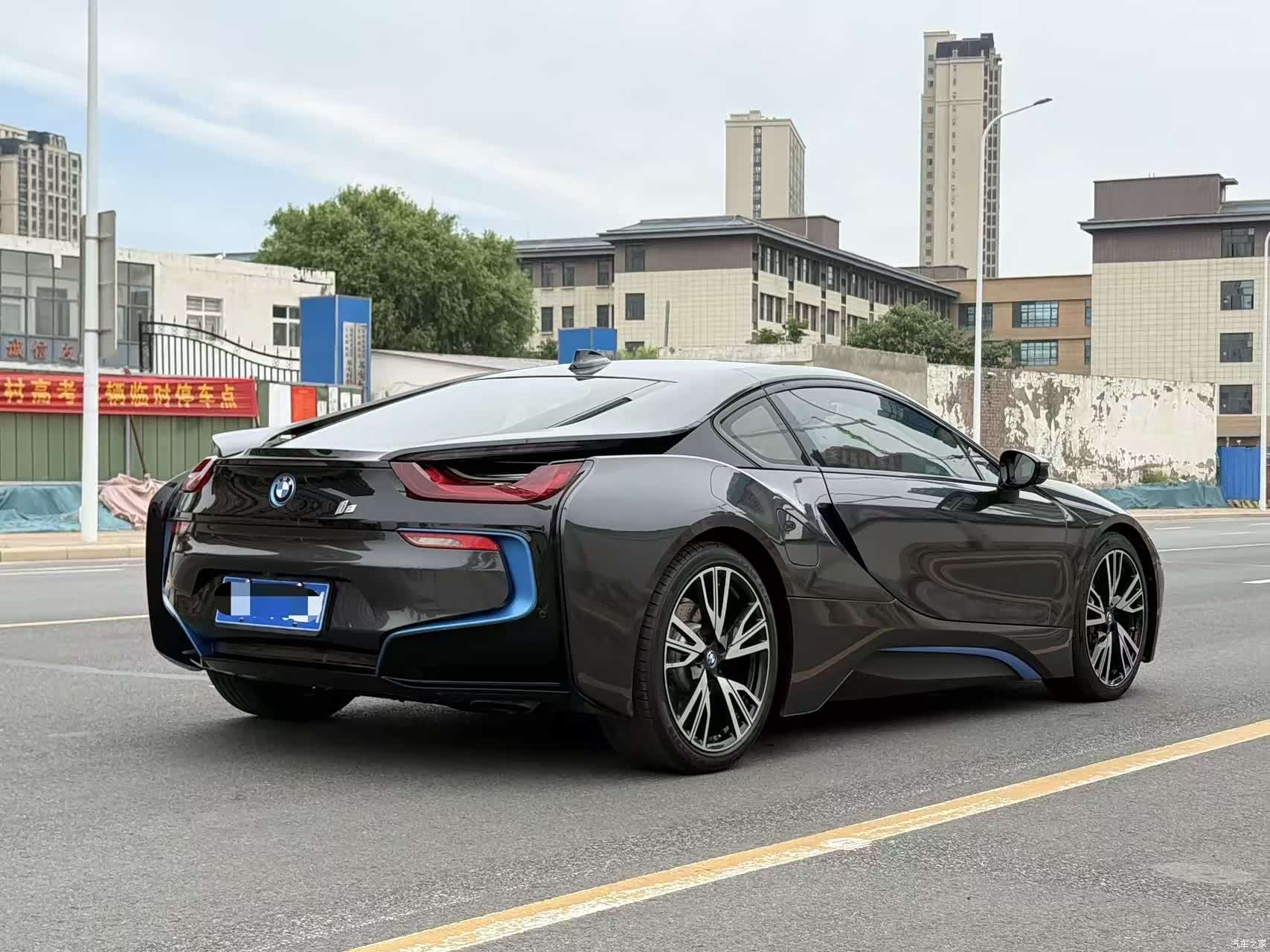 BMW i8, 2018 4