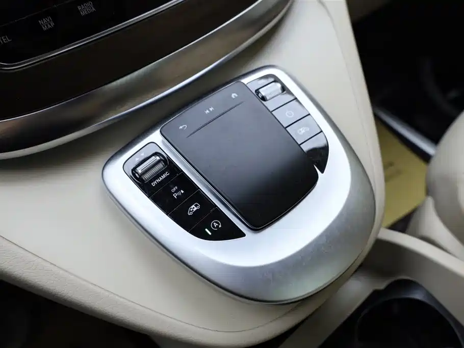 Mercedes-Benz V-class Mercedes-Benz V-class