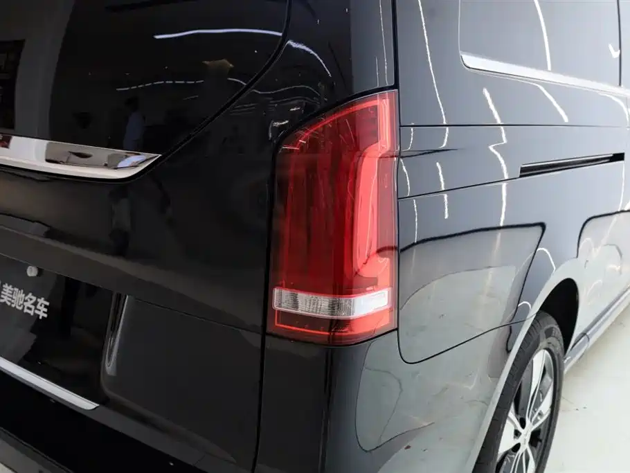 Mercedes-Benz V-class Mercedes-Benz V-class