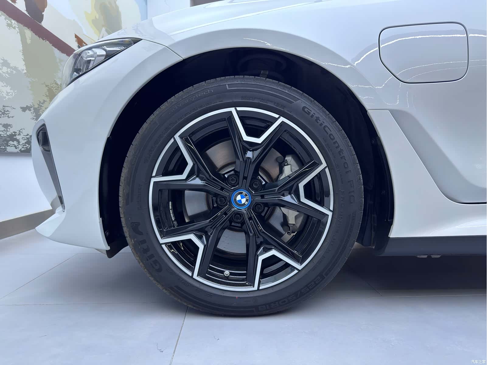 BMW i3, 2024 9
