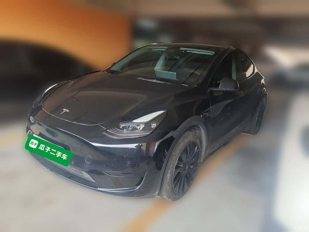 Tesla Model Y, 2023 2
