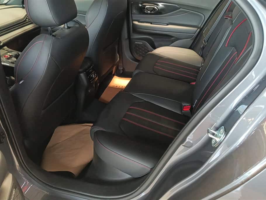 Trumpchi Shadow Leopard