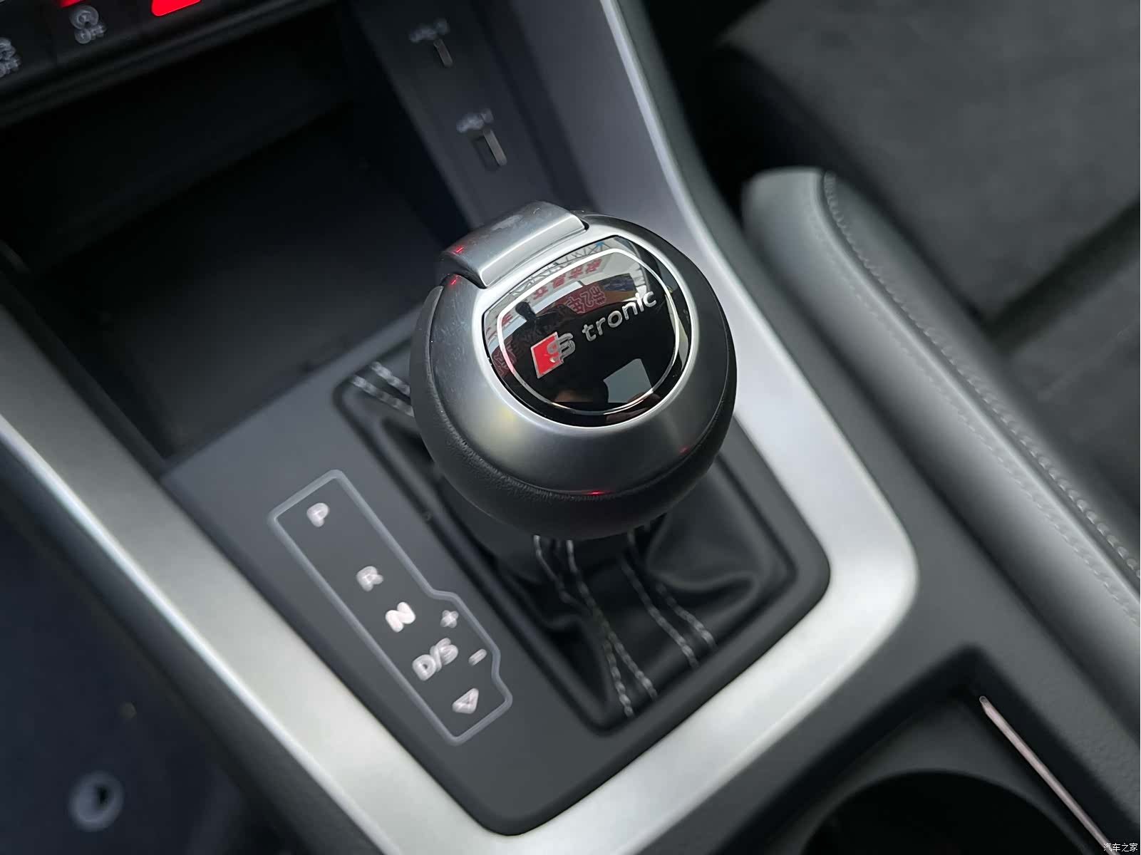 Audi Q3, 2021 23