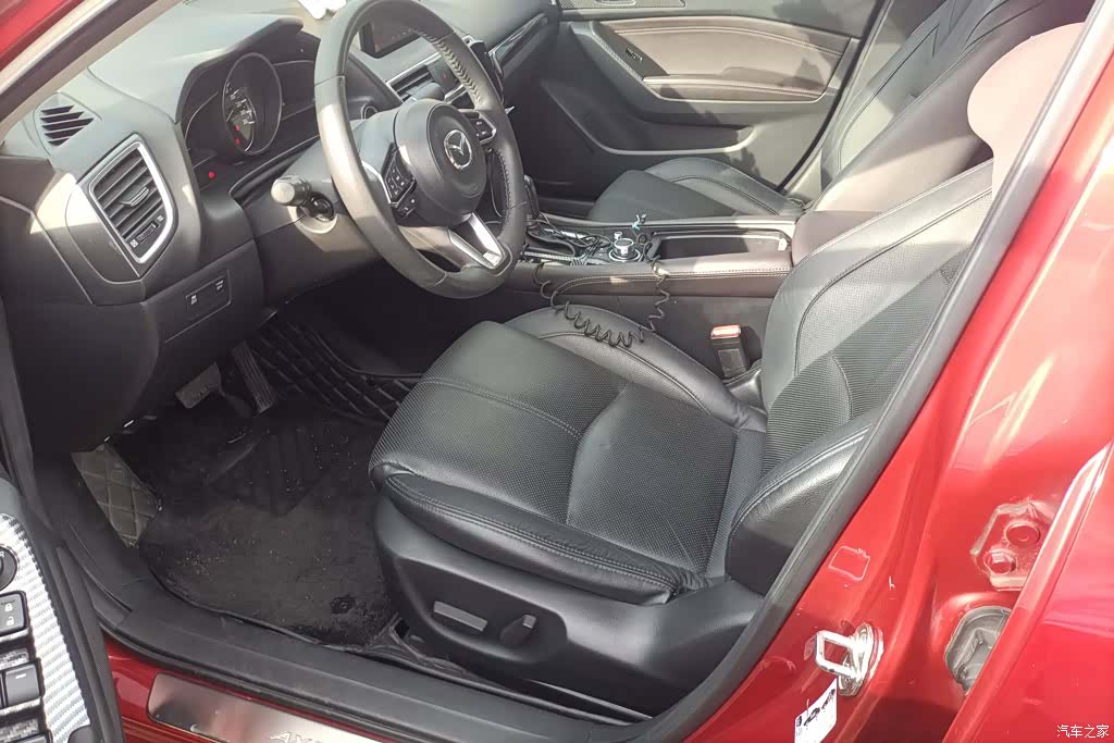 Mazda Mazda3, 2018 9