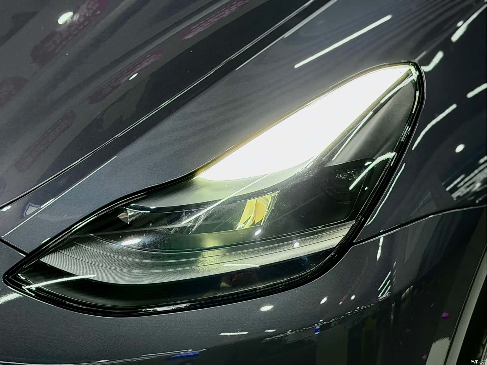 Tesla Model Y, 2022 16