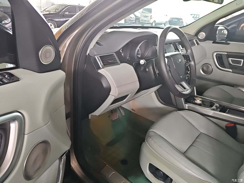 Land Rover Discovery, 2017 16