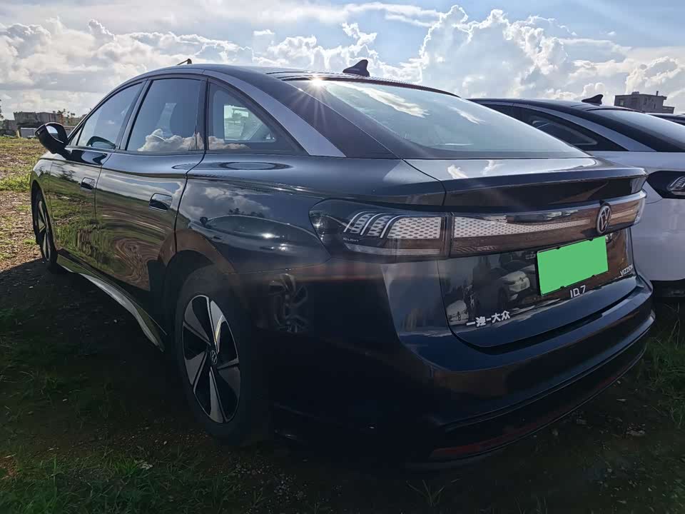 Volkswagen ID.7 VIZZION