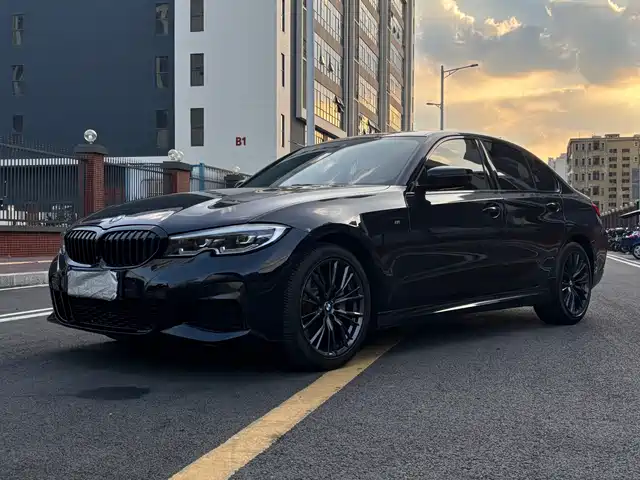 BMW 3 Series 2021 — купить из Китая под заказ