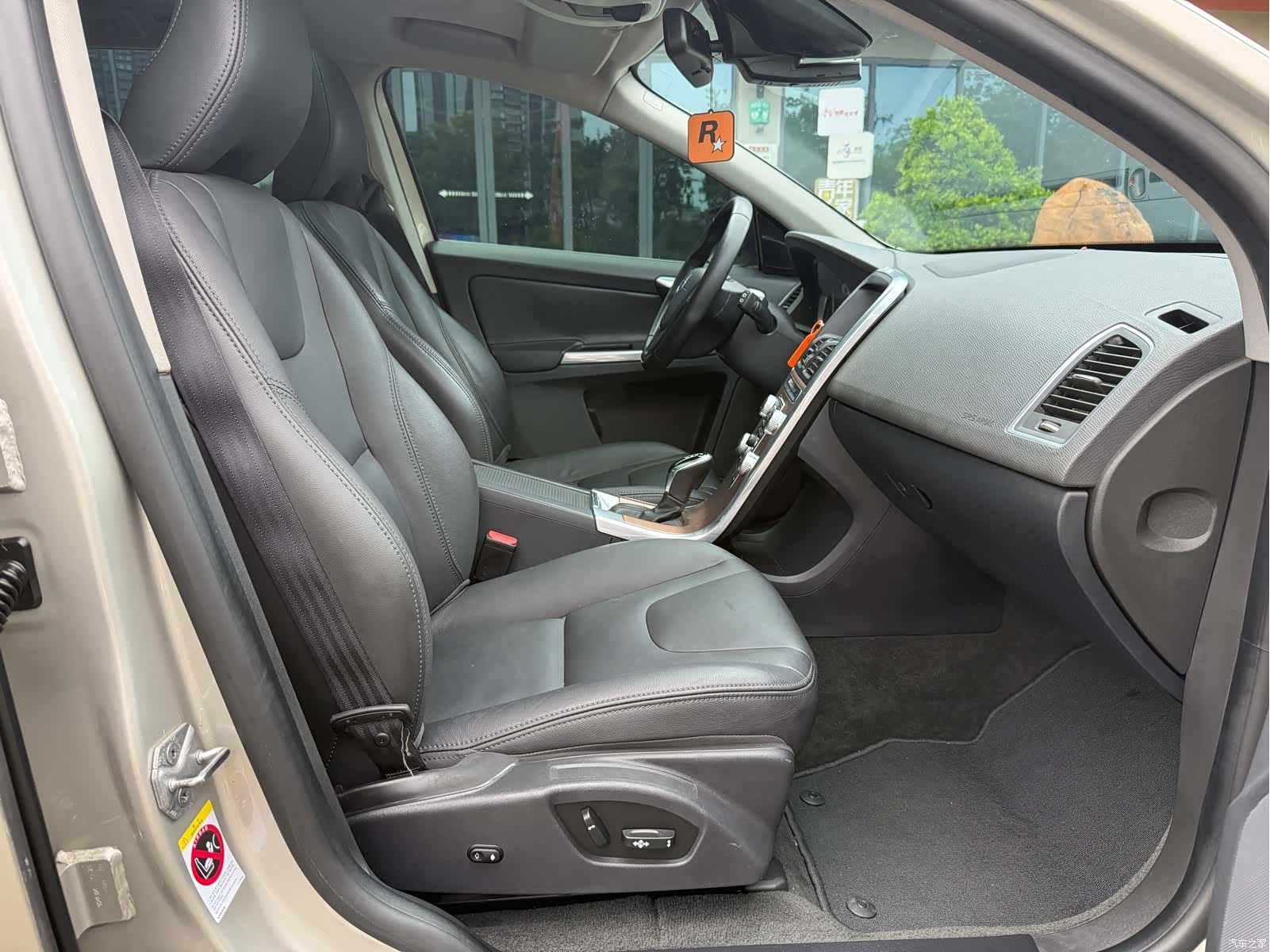 Volvo XC60, 2017 13