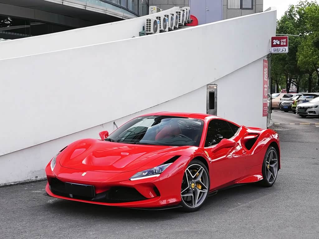 Ferrari F8