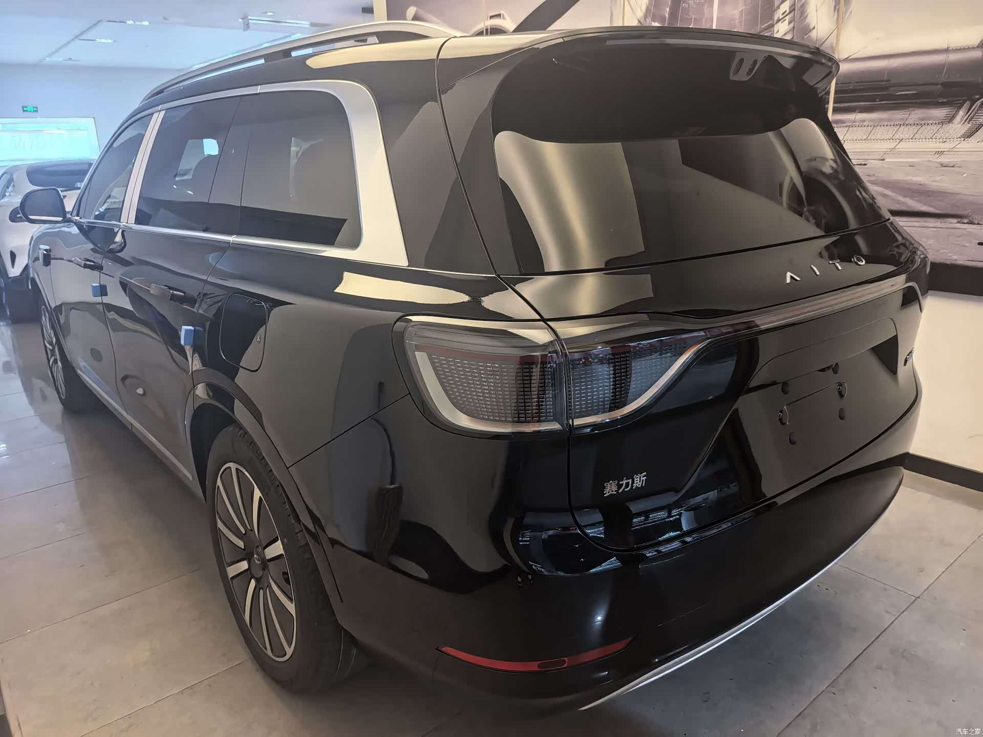 AITO M9, 2025 6