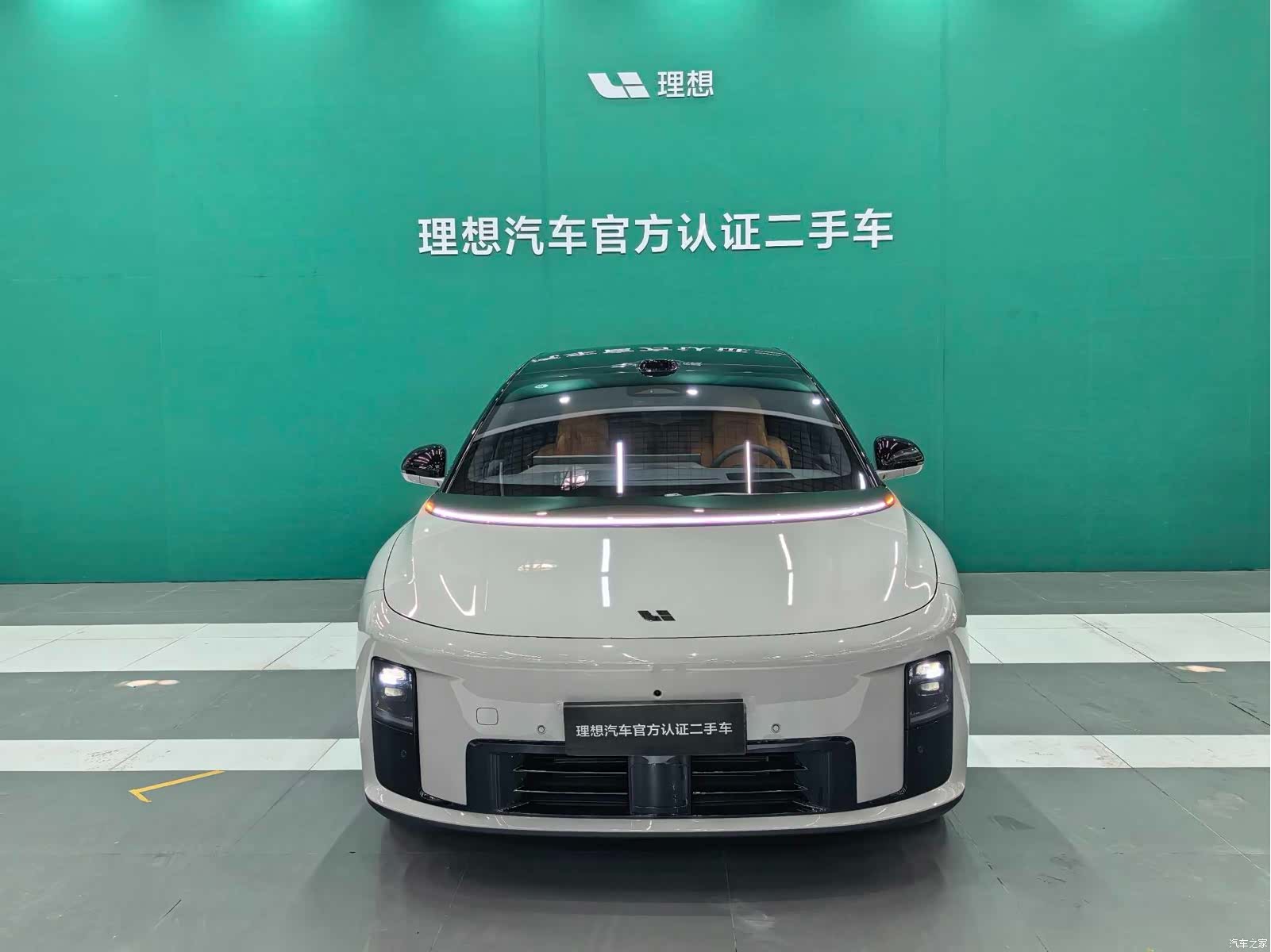 Li Auto i8, 2025 2