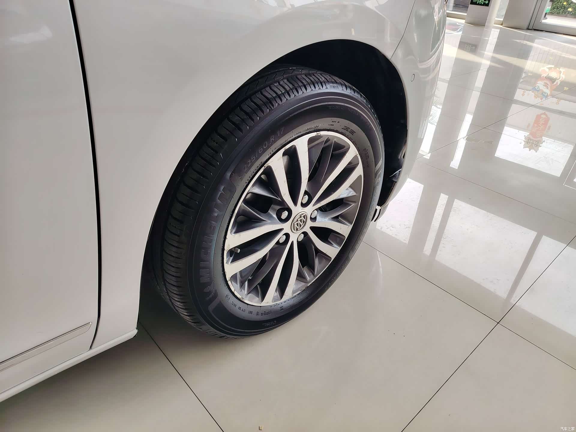 Buick GL8, 2018 14