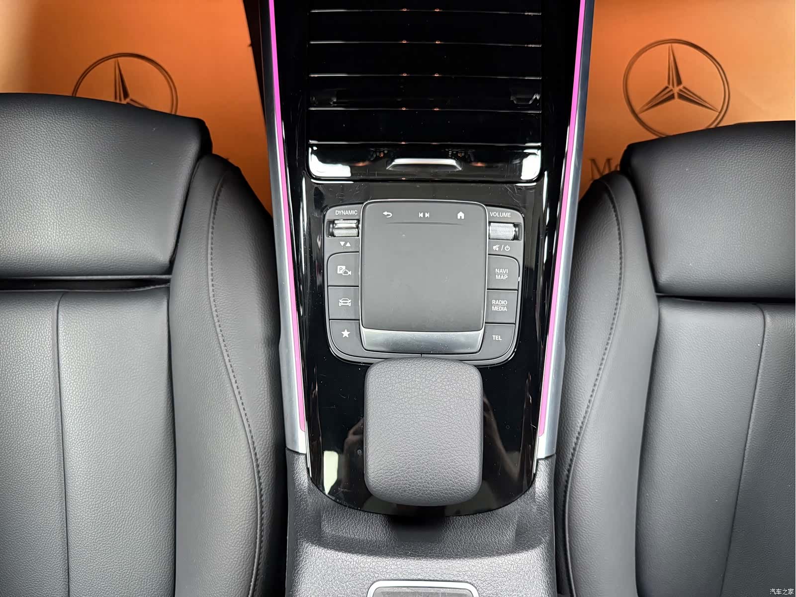 Mercedes-Benz GLB, 2024 8