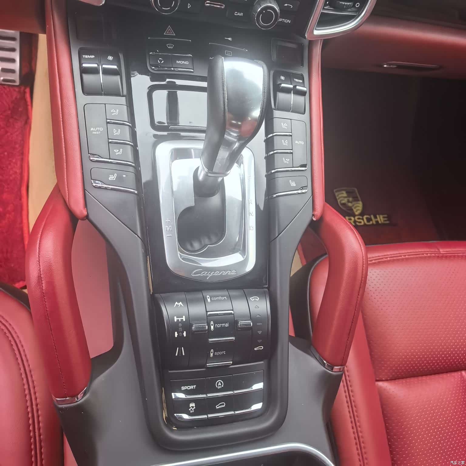 Porsche Cayenne, 2011 15