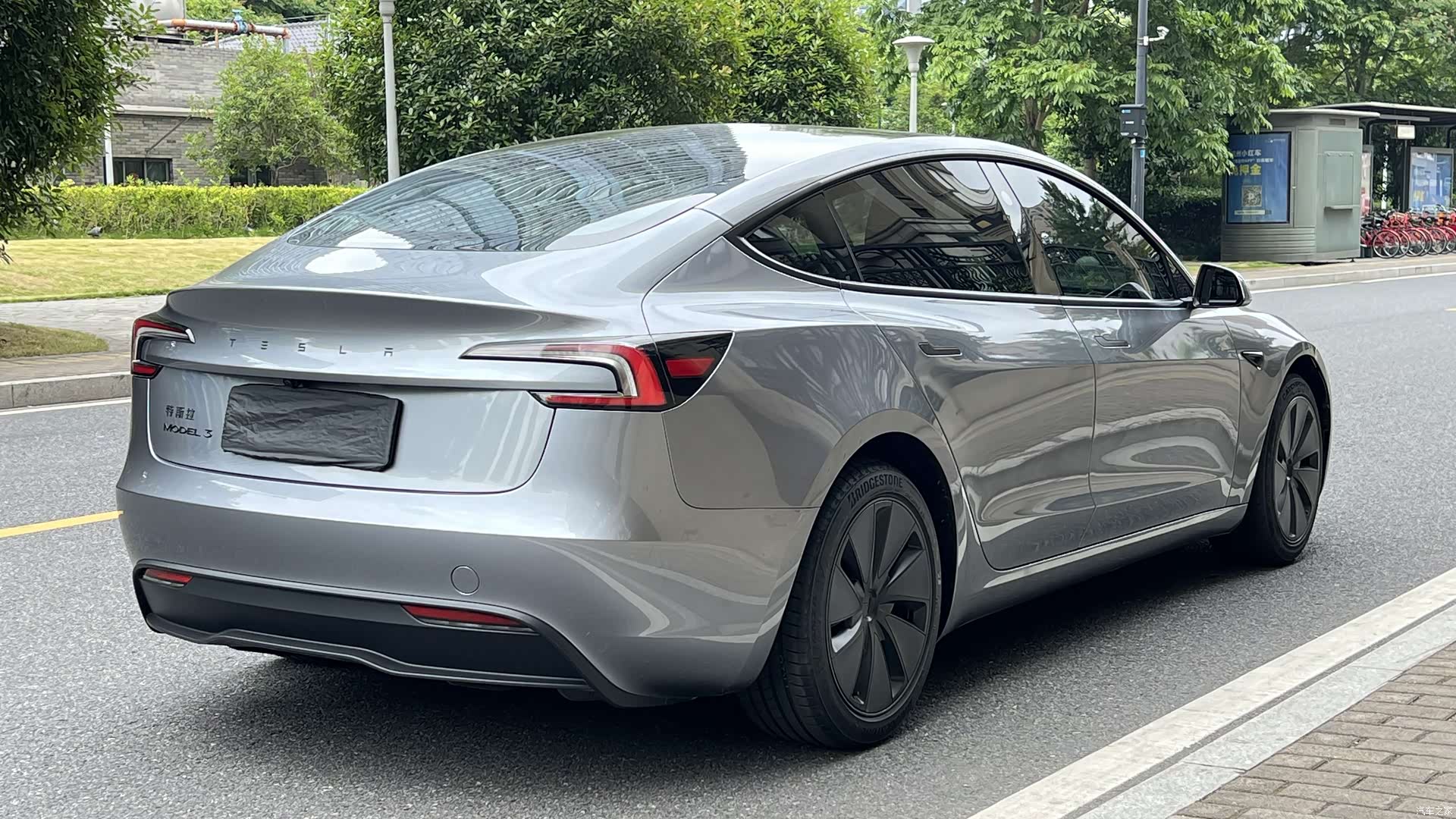 Tesla Model 3, 2026 6