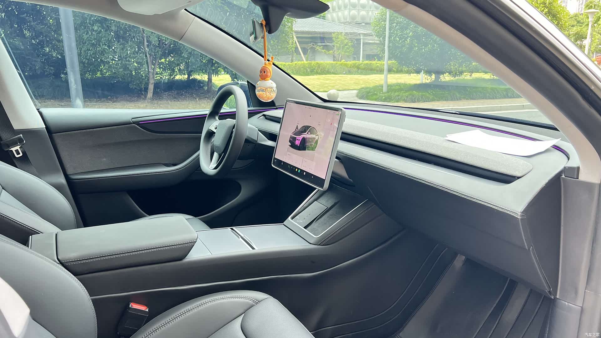 Tesla Model Y, 2025 15