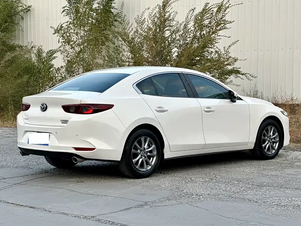 Mazda 3 Angkesaila