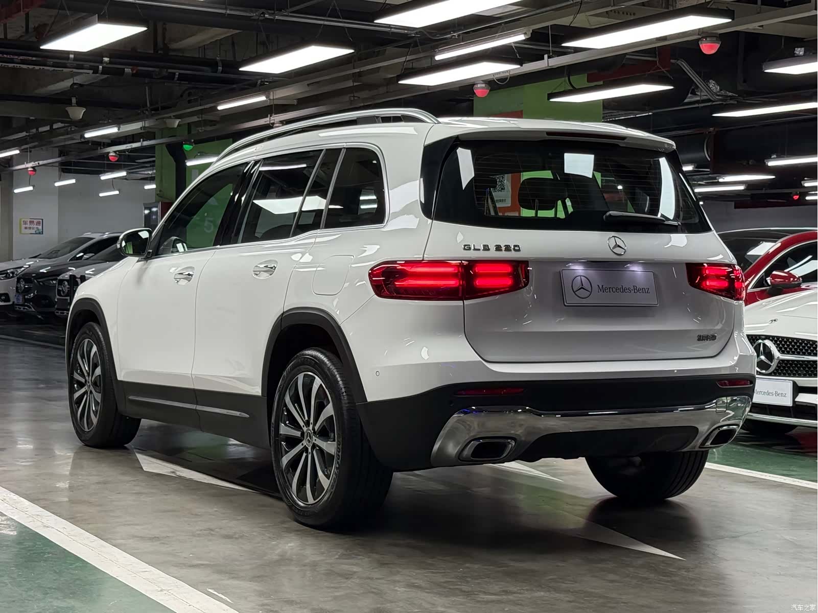 Mercedes-Benz GLB, 2024 23